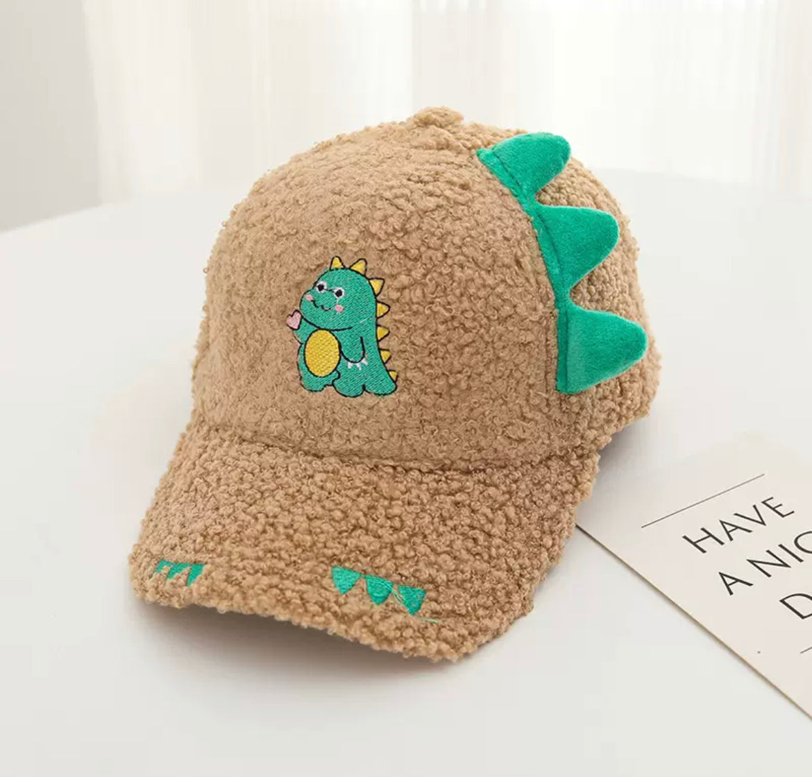 Gorra Dinopeluche